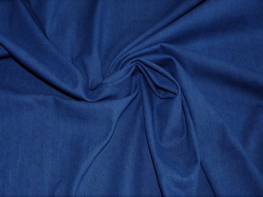 #13 Modrá džínovina /70% bavlna, 28% polyester, 2% elastan/