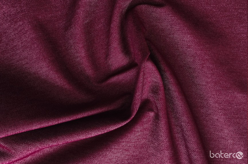 #512 Tmavě vínová džínovina /65% bavlna, 33% polyester, 2% elastan/