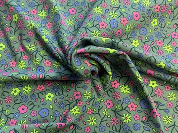 #23N Kytičky drobné neon mint